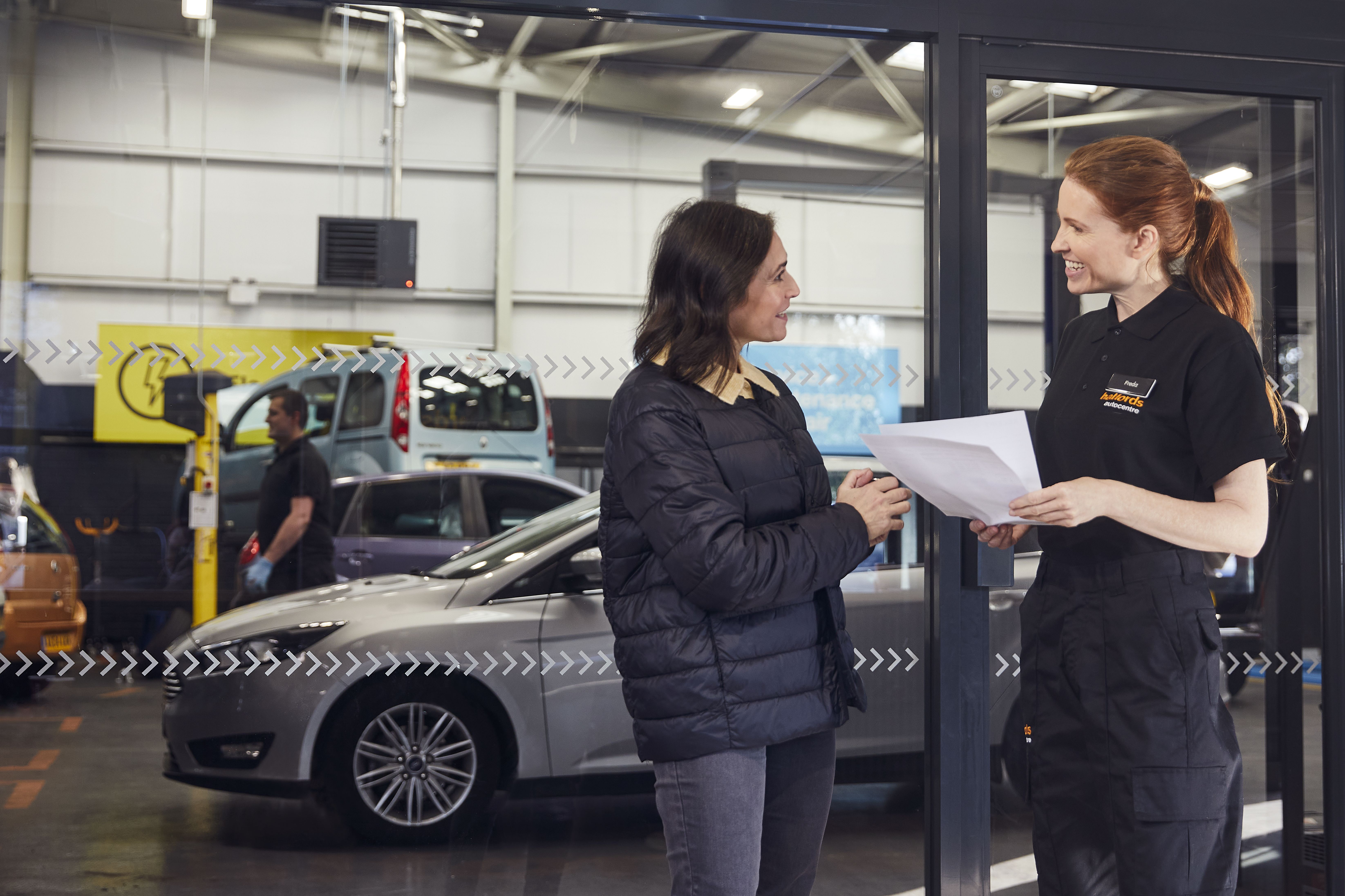 Halfords opens Dunstable training centre to support next generation of automotive technicians